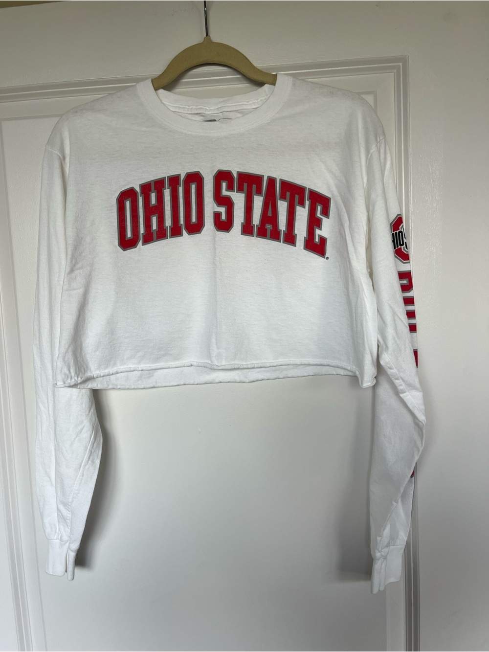 Russell Athletic Ohio State Buckeyes White Cropped Long-Sleeve Tee with Red Logo
